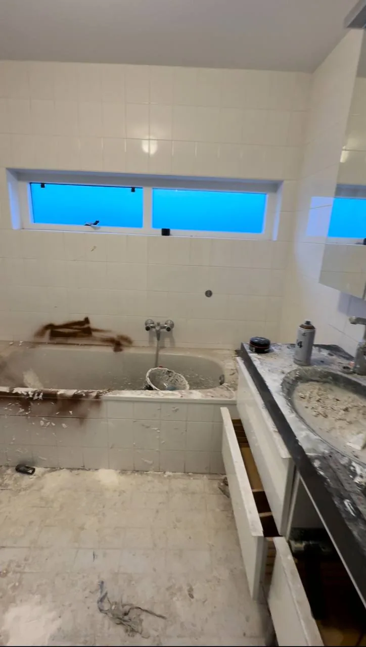 Gipswanden & verlaagd plafond – projectbeeld 1